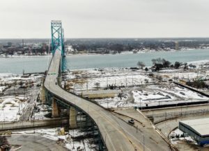 Policía de Canadá bloqueo del puente internacional Ambassador