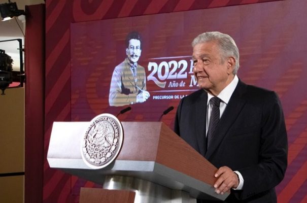 AMLO asegura que resolución del Parlamento Europeo es "politiquera" y "de risa"