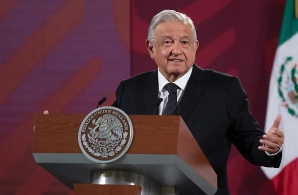AMLO llama a la oposición a seleccionar a su candidato para 2024