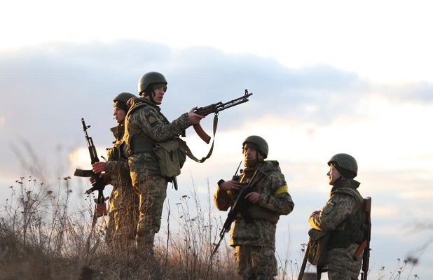 Rusos toman la costa del mar de Azov y bloquean salida de tropas ucranianas