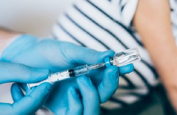 Menor muere por presunta negligencia médica tras aplicación en vacuna en ISSSTE de Acapulco