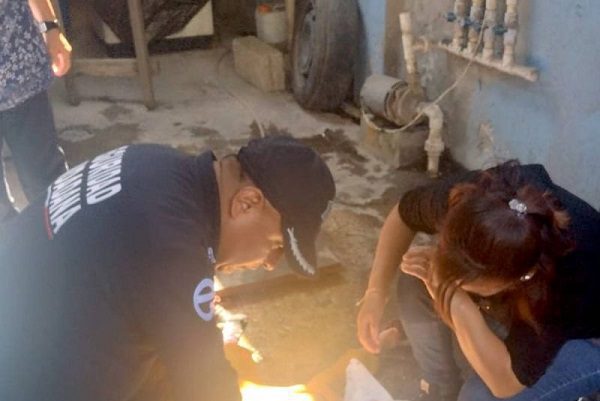 Así fue como policías salvaron a niña que cayó dentro de cisterna, en Ecatepec #VIDEO