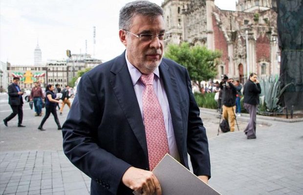 Alonso Ancira analiza demandar a Julio Scherer por extorsión