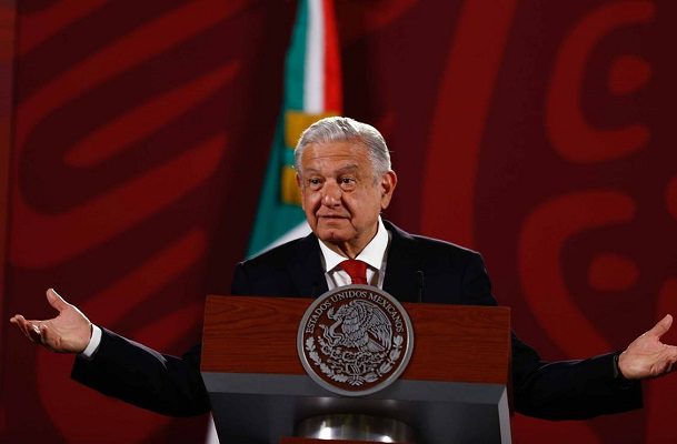 AMLO arremete de nuevo contra Calderón, pero descarta denuncia por Guardería ABC