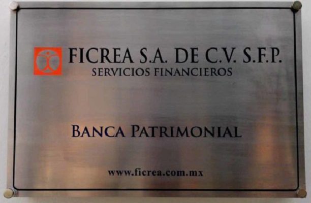 EE.UU. entrega a la FGR a Rafael Olvera, exdueño de Ficrea