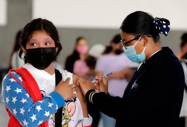 López-Gatell celebra acercamiento a punto final de la vacunación contra covid-19