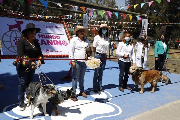 Tláhuac inaugura el parque 'Mundo Animal' para lomitos