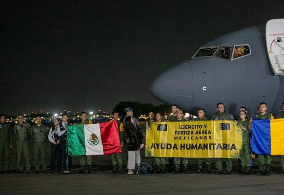 Llegan a la CDMX los connacionales evacuados de Ucrania