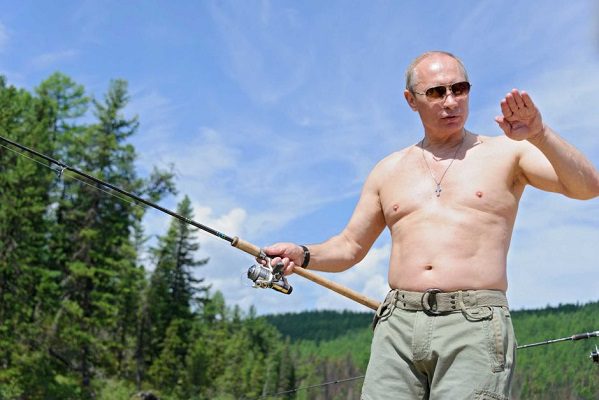 Putin pide a "vecinos" "no agravar la situación ni imponer limitaciones"