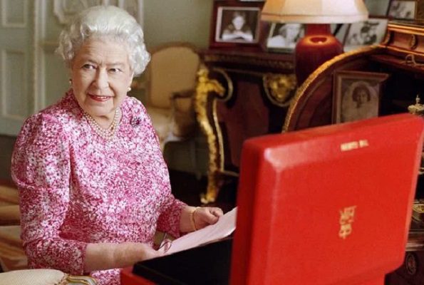 Reina Isabel hace un "generoso donativo" para apoyar a desplazados de Ucrania