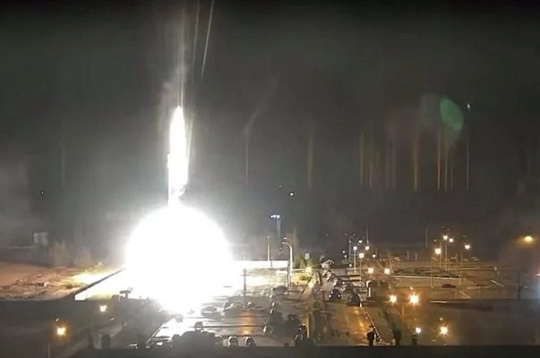 Las fuerzas rusas toman el control de la planta nuclear de Zaporozhie