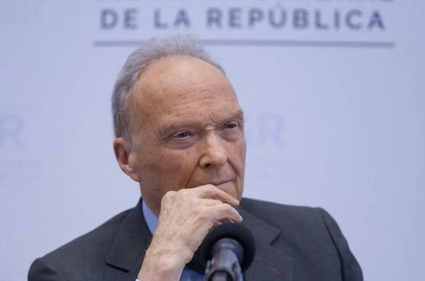 Familia de Alejandra Cuevas teme por su vida por filtraciones de Gertz Manero