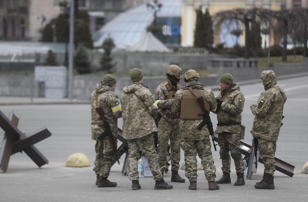 Presidente chino pide a Biden trabajar conjuntamente por la paz mundial