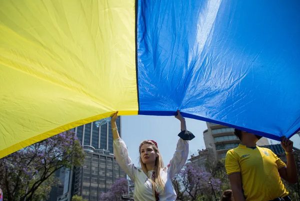 Ucranianos protestaron en CDMX contra la invasión rusa