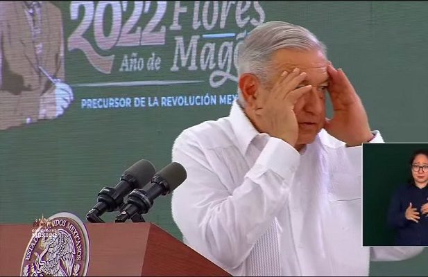 AMLO se pronuncia en desacuerdo con embargar el salario de los trabajadores
