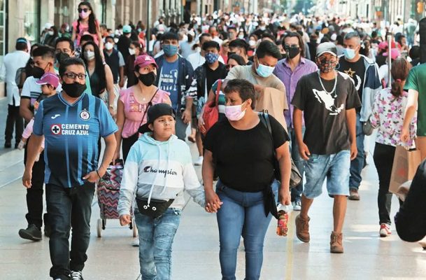 Salud CDMX discute retirar recomendación de uso de cubrebocas: Sheinbaum