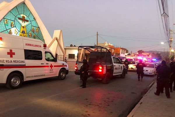 En plena misa, balean a hombre mientras pintaba iglesia en Saltillo