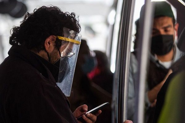 EU rebaja nivel de alerta de viaje para México por Covid-19