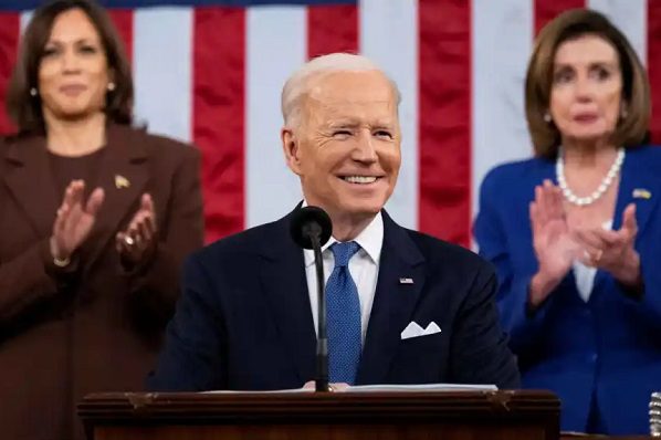 En el 8M, Biden asegura que equidad de género es “piedra angular” de su Gobierno