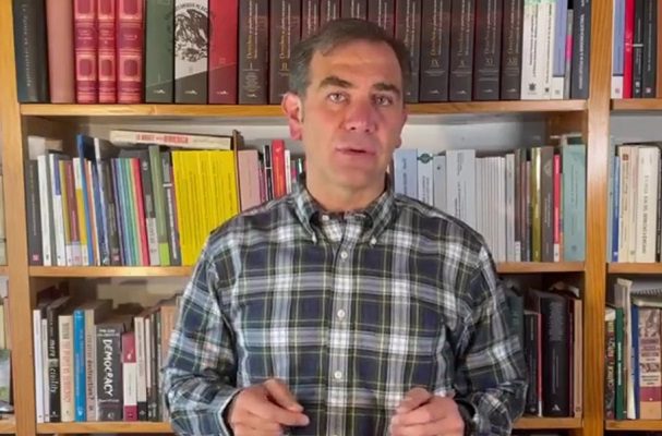 Lorenzo Córdova insiste en que es falso que INE permanezca callado por Revocación