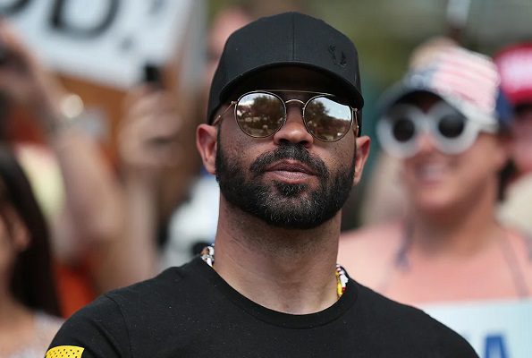 Detienen a líder del grupo extremista de 'Proud Boys', por rol en ataque al Capitolio de EU