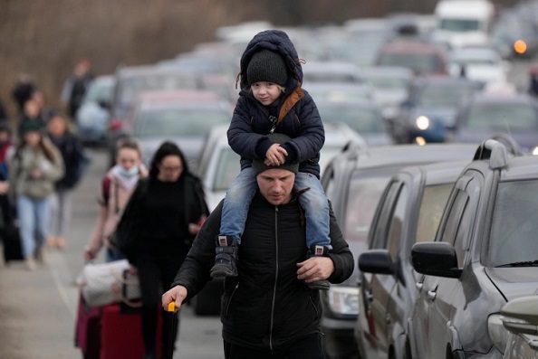 EE.UU. alerta alza en llegada de ucranianos y rusos por la frontera con México