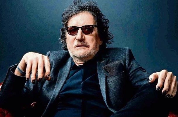 Hospitalizan con pronóstico reservado al cantautor Charly García