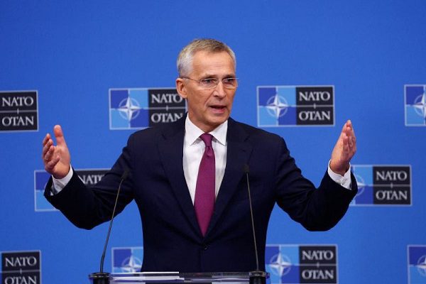 La OTAN alista fuerzas adicionales de combate en su flanco oriental