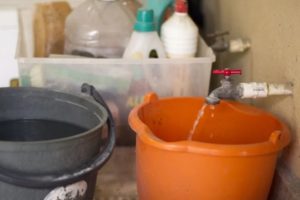 NL alerta consumo de “locura” de agua ante psicosis y pánico por recortes