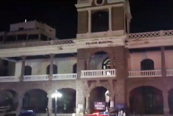Detienen a implicado en ataque en ayuntamiento de Guaymas, Sonora