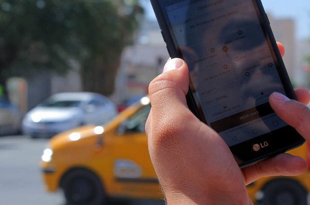 Uber integrará a todos los taxis de NY en su plataforma