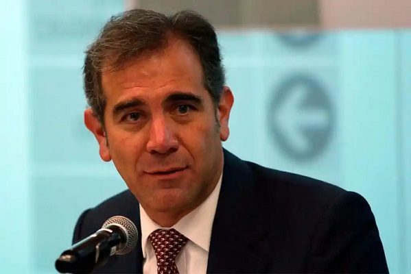 Córdova asegura que "pese a trabas", avanza la consulta de Revocación de mandato