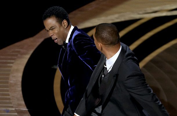 Tras golpear a Chris Rock, Will Smith gana el Óscar como mejor actor por “King Richard”