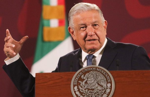 AMLO acusa a opositores de "fascistas", por querer que a México le vaya mal