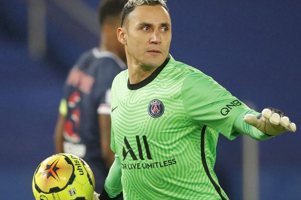 Keylor Navas, guardameta del PSG, recibe a 30 refugiados ucranianos en su casa