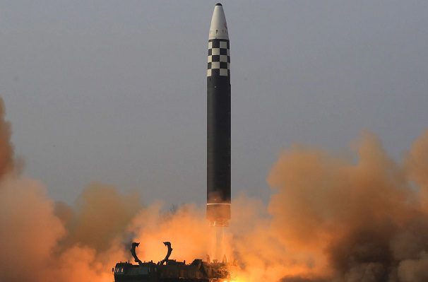 Corea del Norte asegura que continuará aumentado su capacidad armamentística