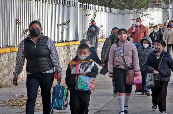 SSa y SEP llaman a que todas las escuelas vuelvan a las clases presenciales