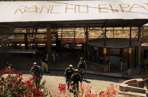 En camión de 'papitas' llegaron sicarios a matar a 20 personas en palenque de Zinapécuaro