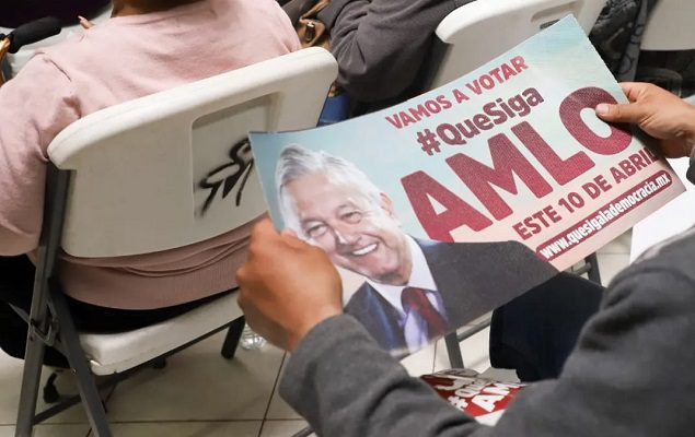 Senadores de oposición impugnan ante la Corte decretazo de Revocación de mandato