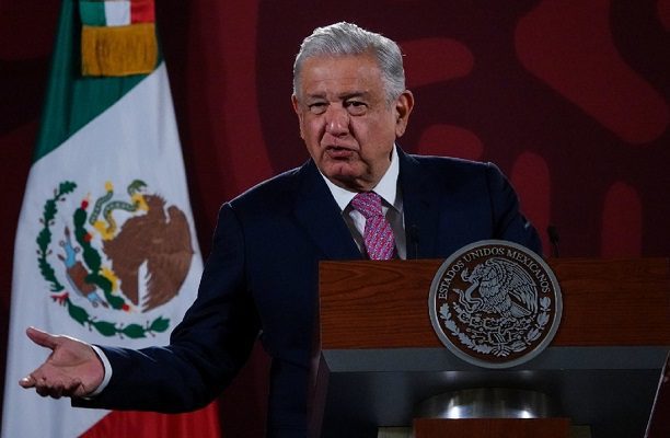AMLO propone llamar 'Felipe Carillo' al nuevo aeropuerto de Tulum