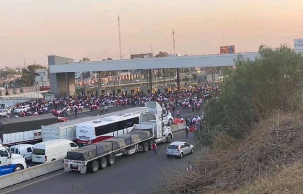 Bloqueo de más de 11 horas en la México-Pachuca