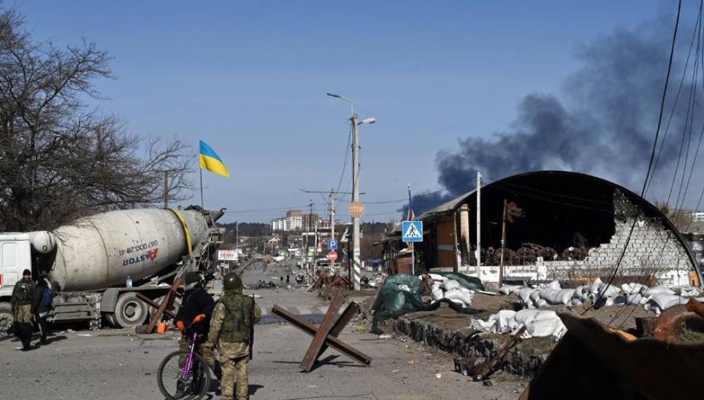 Bombardeo ruso a base militar ucraniana cerca de Polonia