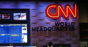 CNN y CBC anuncian su salida de Rusia; dejarán de transmitir