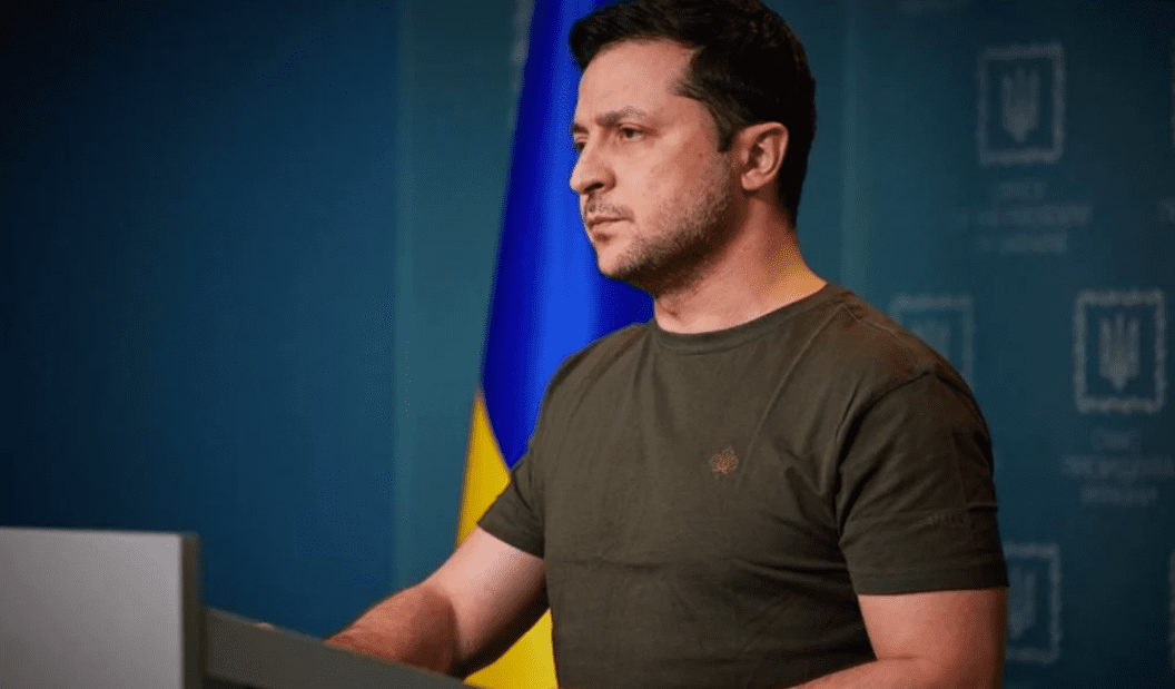 Presidente de Ucrania pide a EU más aviones y dejar comprar crudo