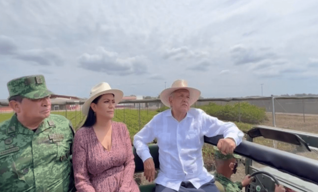 AMLO visita el vivero más grande del país, en Tapachula, Chiapas