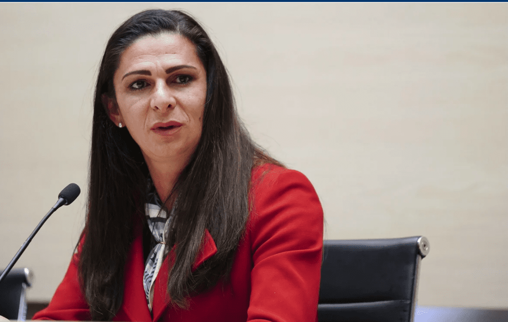 Errores de dedo siempre habrá, pero no corrupción: Ana Gabriela Guevara