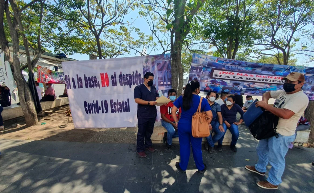 Despiden a personal de salud que atendió Covid en Tabasco