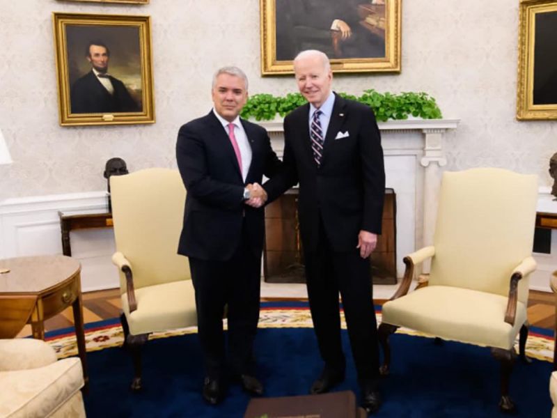 Colombia ofrece petróleo a Biden