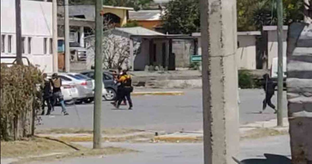 Comando armado rescata a tres detenidos en San Fernando, Tamaulipas