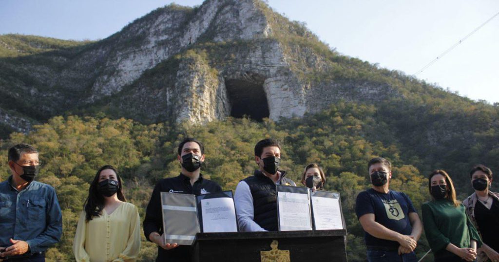 Declaran Santuario Ecológico la Cueva de los Murciélagos